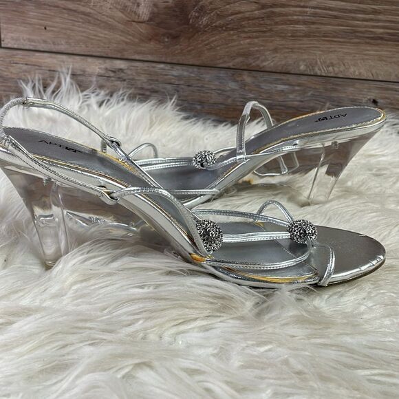 Apt 9 Silver Strappy Open Toe Heel with Rhinstone Decor, Clear Heels, Size 6.5 M - Picture 5 of 10
